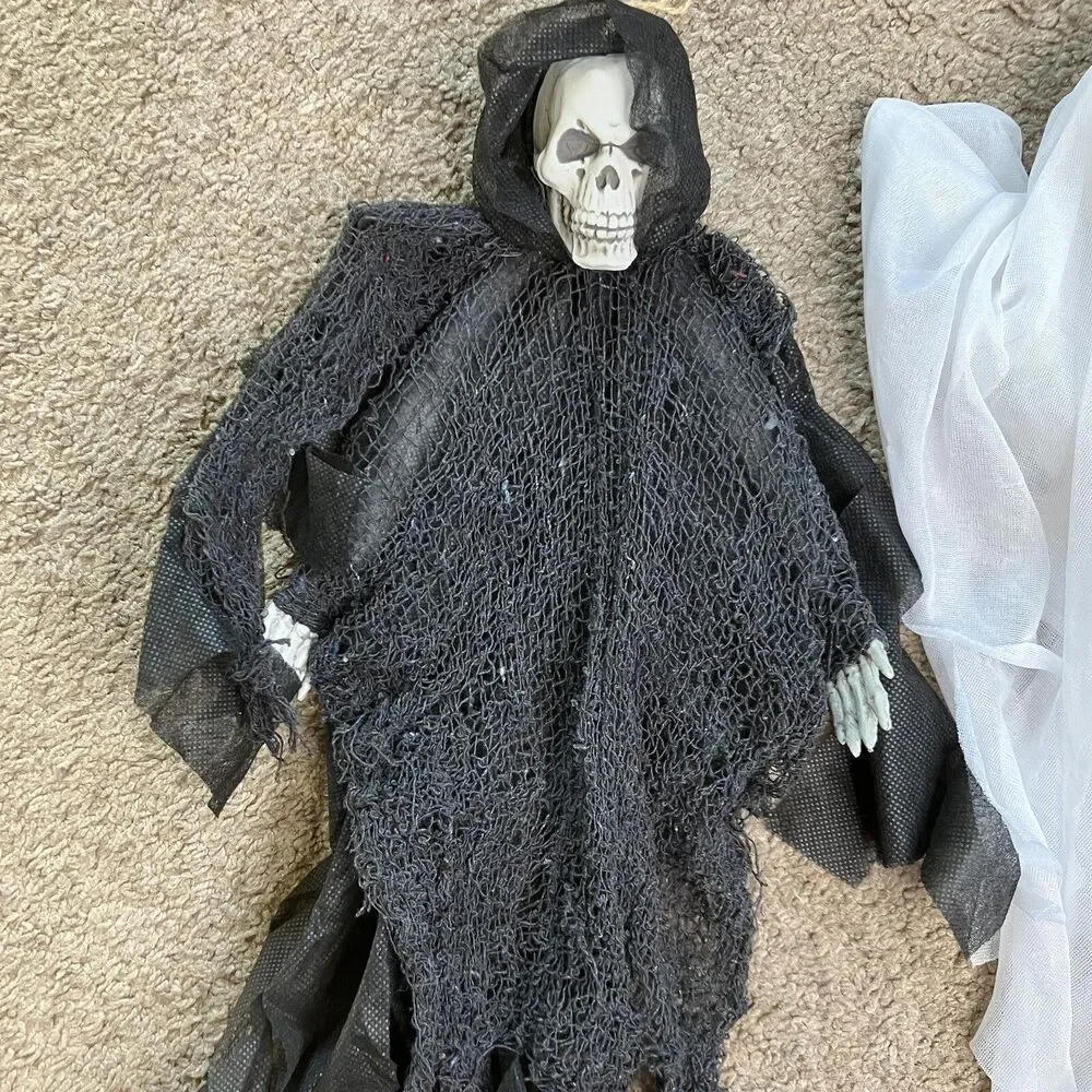 Lot Of 3 Hanging Halloween Decorations 1 Spooky Ghost And 2 Scary Skeletons